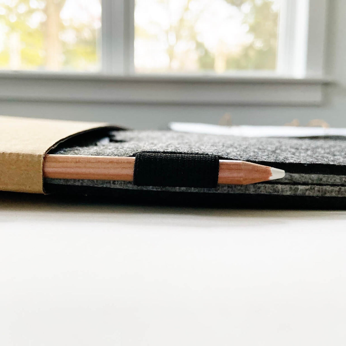 Bagby SOCIAL - 4 Pocket Phone Holder
