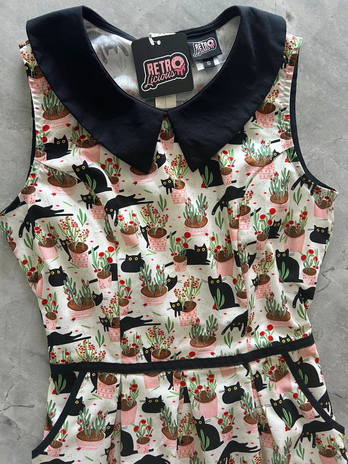 Cats &amp; Plants Collared Dress - 4X only, 1 left!